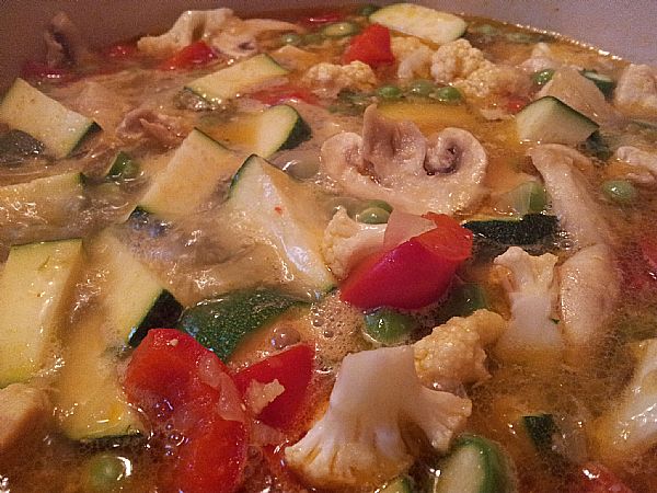 Pomladna kokosova juha